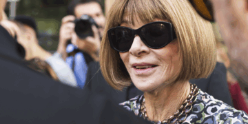 Anna Wintour Exits Vogues Hot Seat After 37 Years But Her Reign Over Condé Nast Just Got Bigger